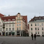 Apartment On Suur-Karja 4